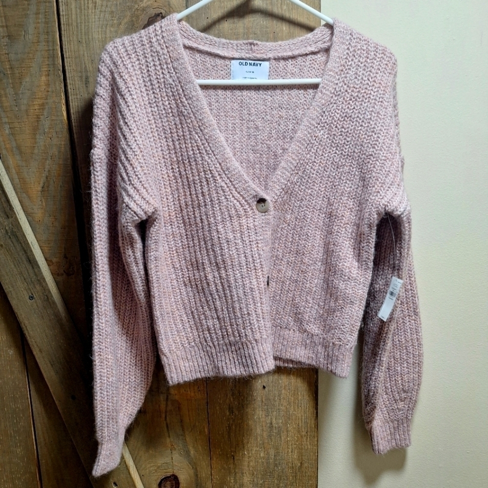 An Old Navy long sleeve cardigan knitted sweater in a size XL. NWT.